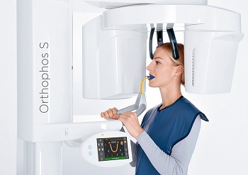 An up-close image of a CBCT scanner used in Dr. Shults’ office